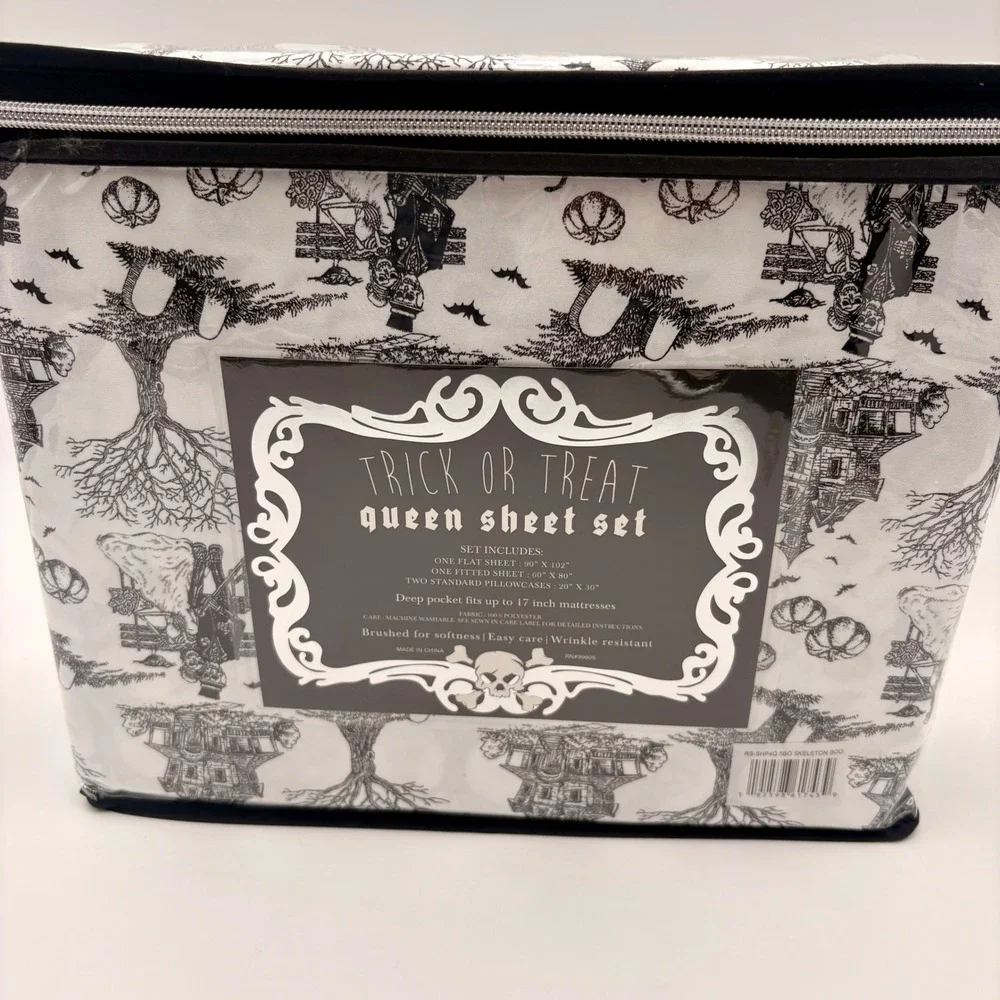 Trick or Treat Queen Sheet Set Black White Skeleton Toile Haunted House 4pc NEW